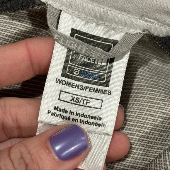 The NorthFace Flight Series Light Weight Woman’s  Jacket Size XS EUC - Picture 3 of 10